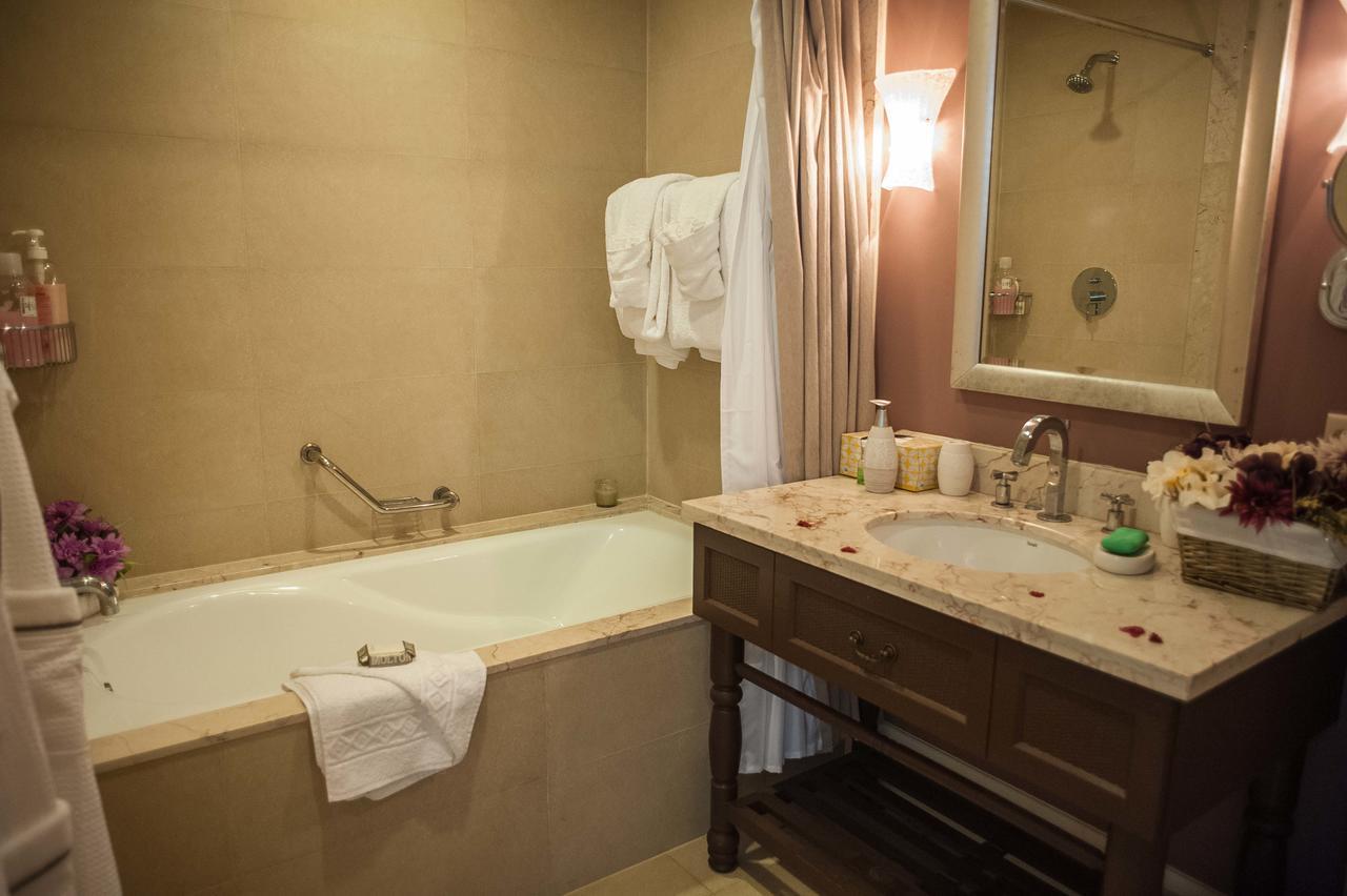 Palmyra Luxury Beach Condos Montego Bay Zewnętrze zdjęcie